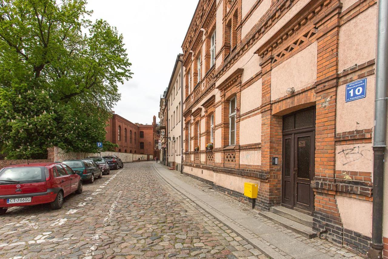 Three Single Beds Apartman Stary Toruń Kültér fotó